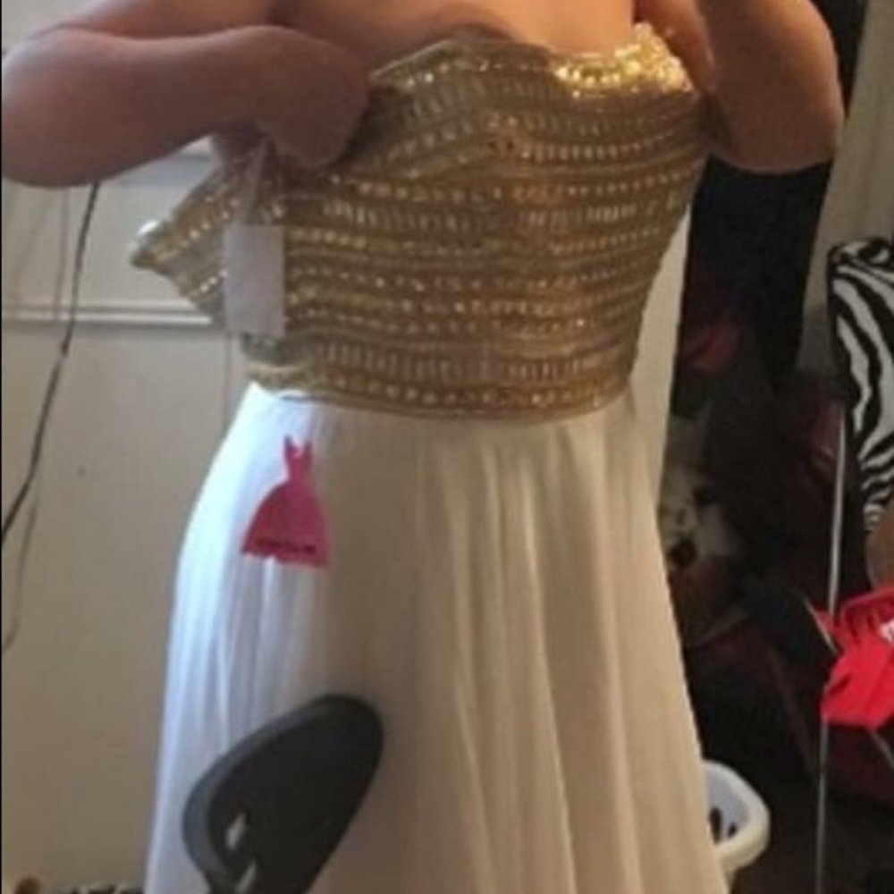 Prom dress